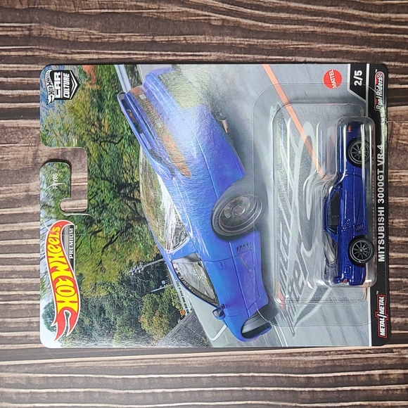 Hot Wheels Car Culture Premium Mountain Drifter - Picture 3 of 6